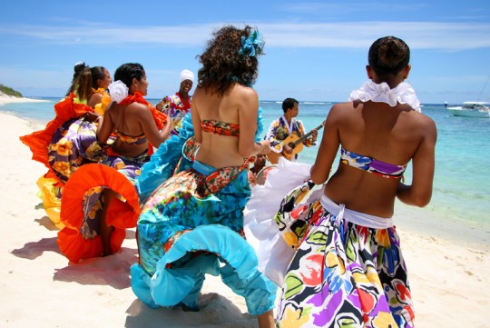 Mauritius-Sega-dancers-on-the-beach-540x361
